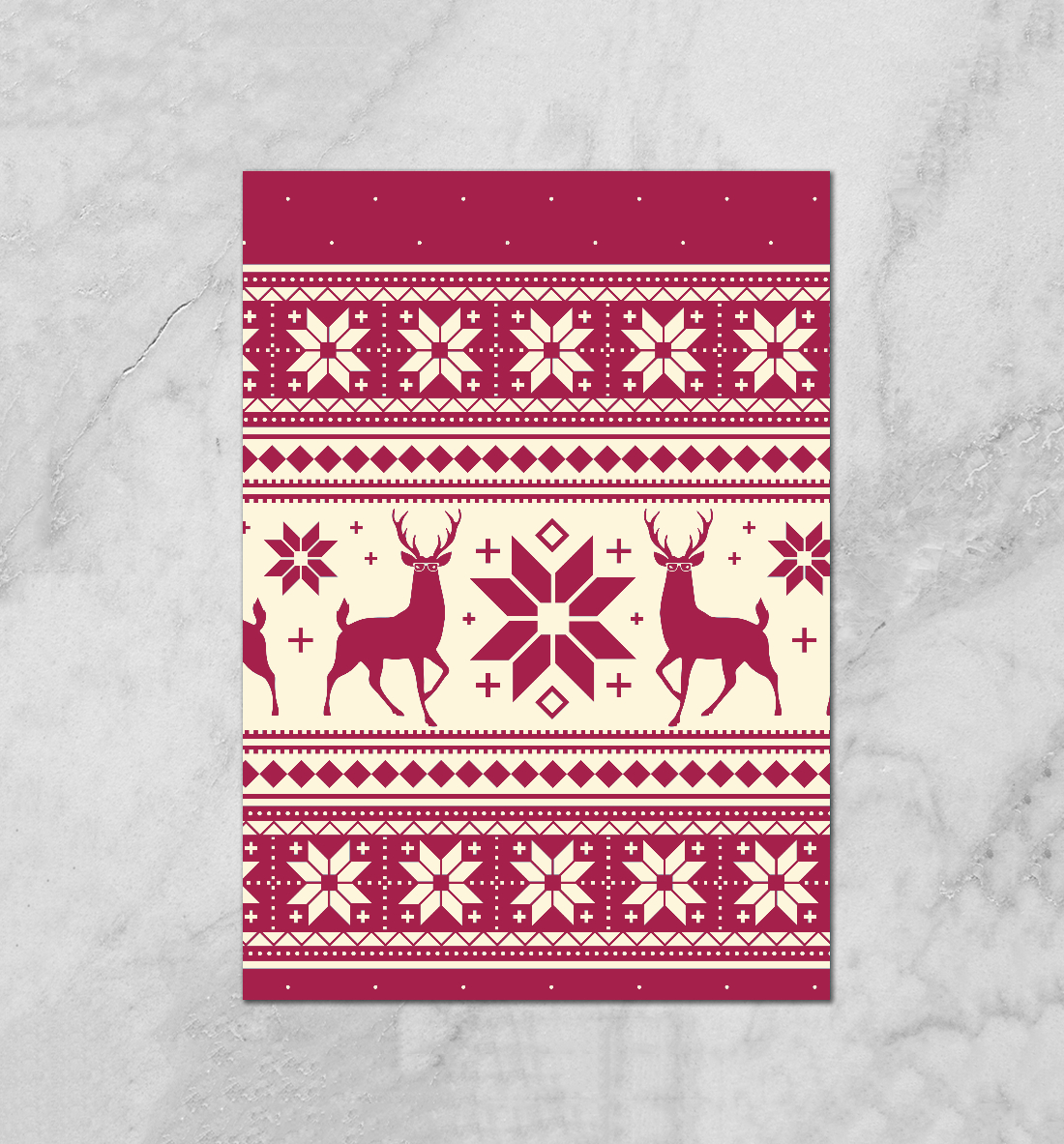 

Свитер с оленями