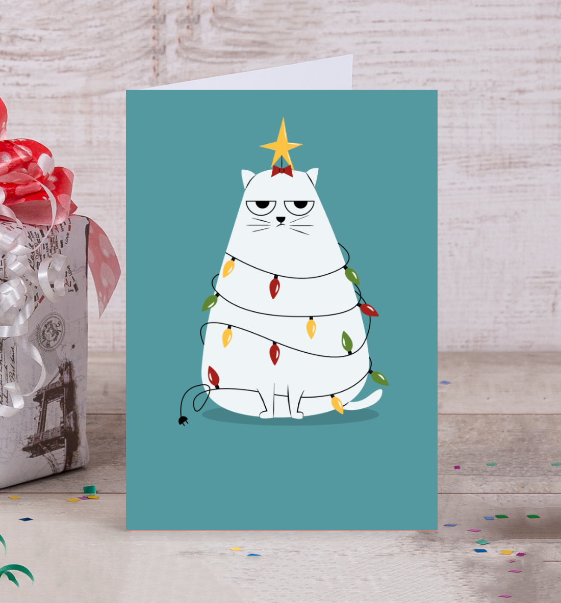 

Cute christmas cat