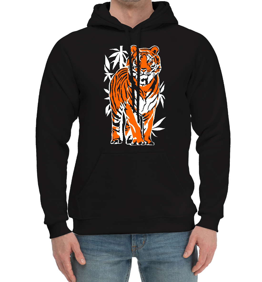 

Тигр в джунглях.