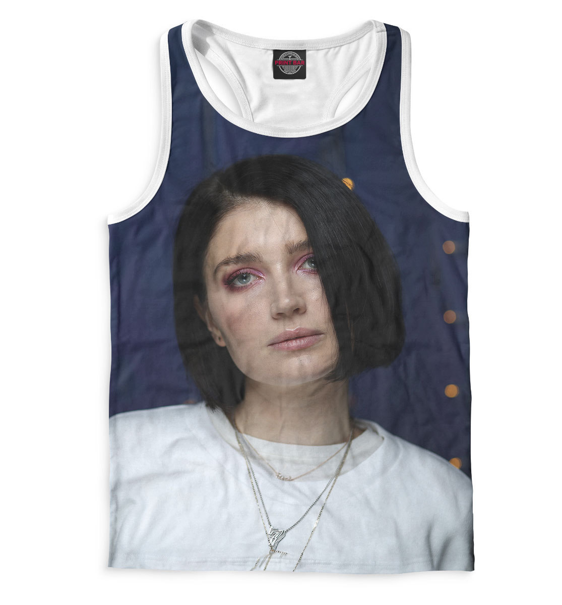 

В её глазах