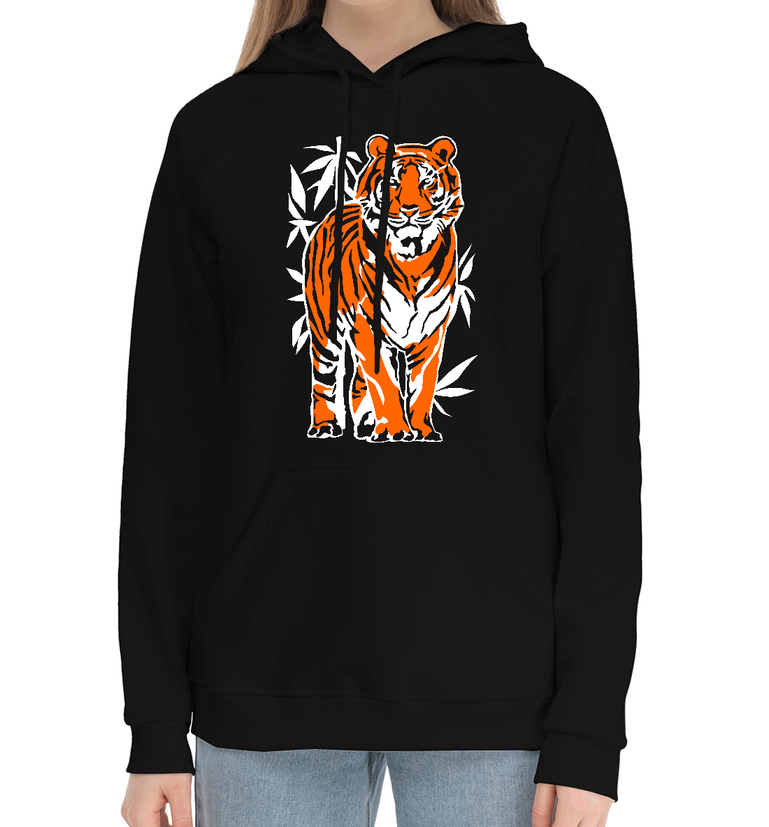 

Тигр в джунглях.