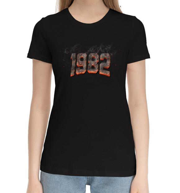 Женская хлопковая футболка с изображением 1982 цвета Черный