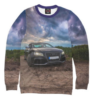 Audi и грозовые тучи