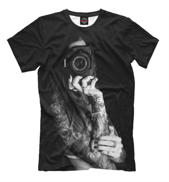 Мужская футболка с изображением Девушка с фотоаппаратом цвета Черный