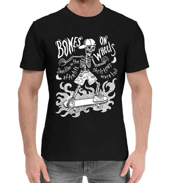 Мужская хлопковая футболка с изображением Скелет черно-белый на скейтборде цвета Черный