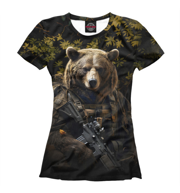 Женская футболка с изображением Медведь солдат в ночном лесу цвета Белый