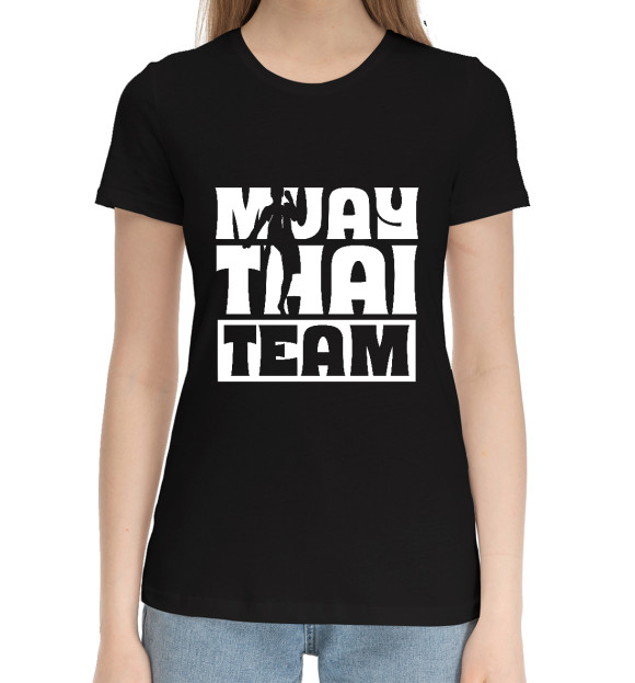 Женская хлопковая футболка с притом MUAY THAI TEAM цвета Черный Женская хлопковая футболка с изображением MUAY THAI TEAM цвета Черный